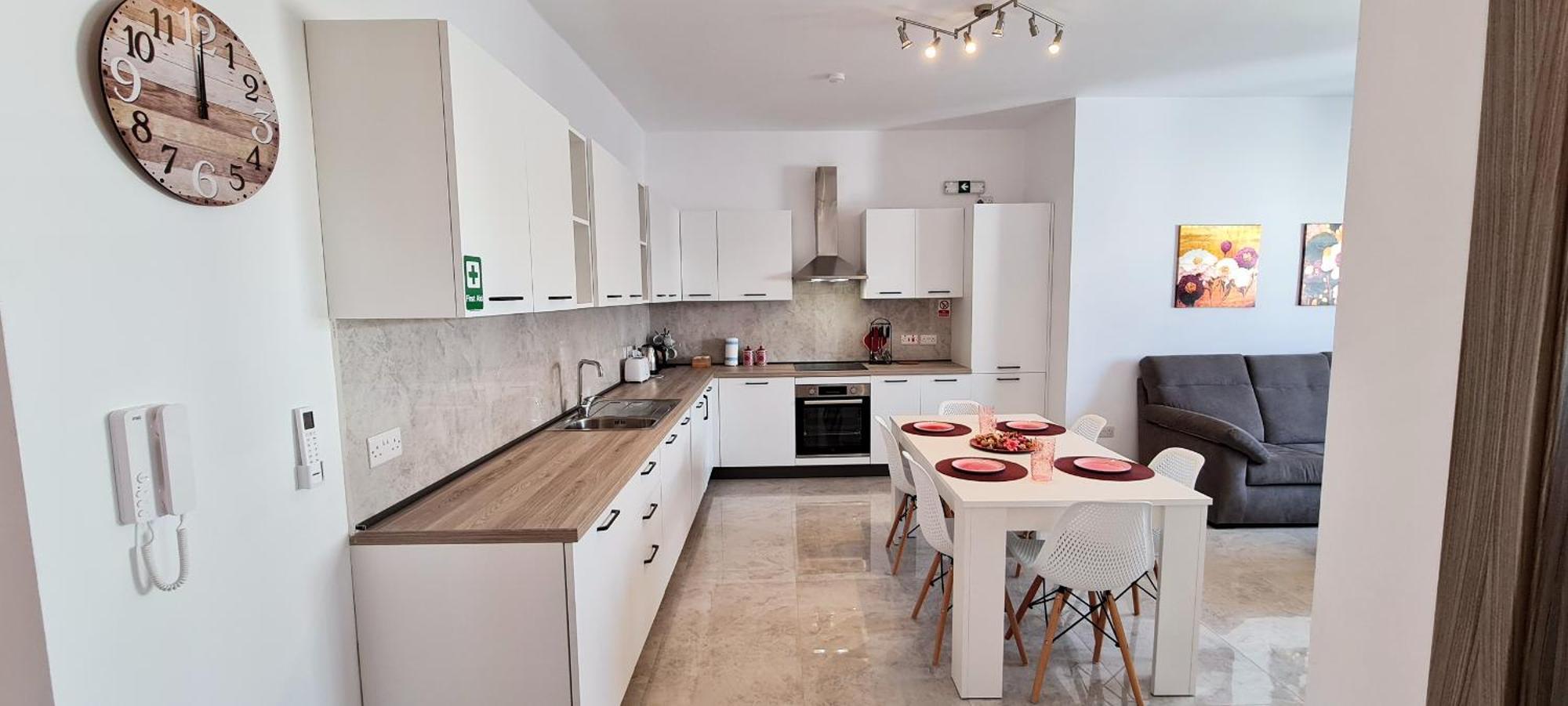 Apartment Seaside Serenity 8 - Few Mins Walk To The Mellieha