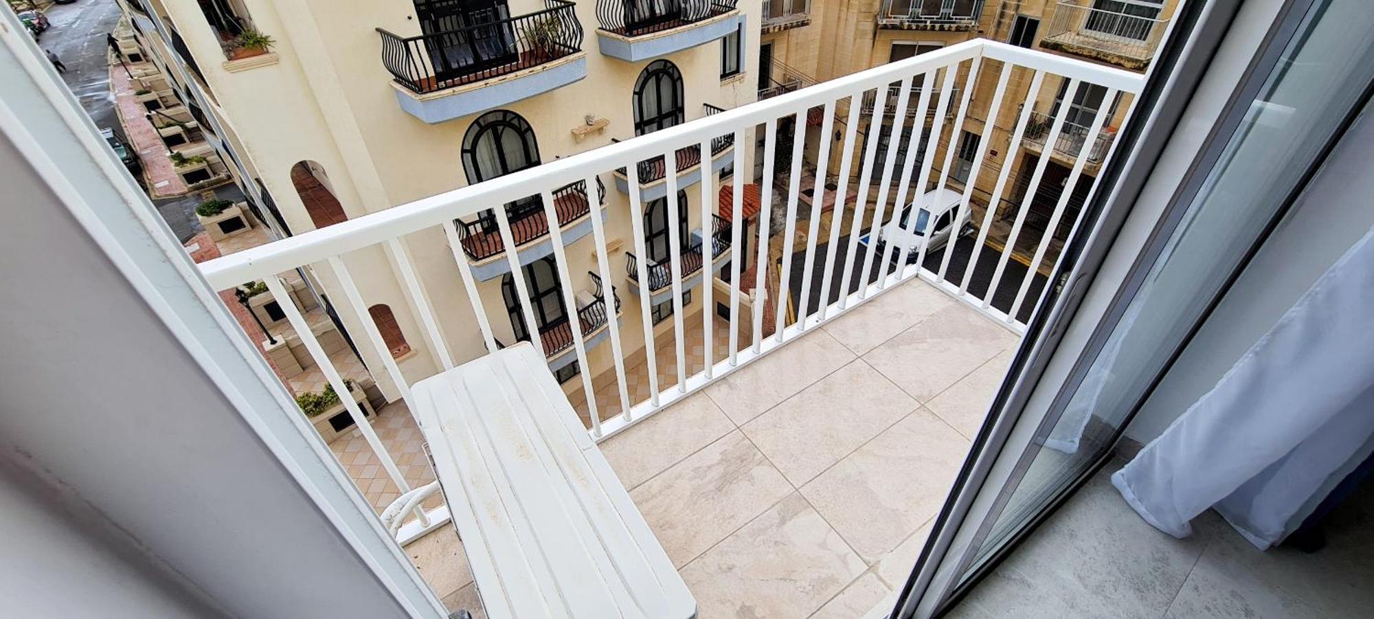 Seaside Serenity 8 - Few Mins Walk To The Apartment Mellieħa